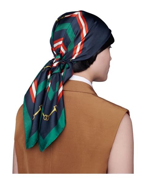 gucci foulard 90x90|Sciarpe, foulard e scialli da donna Gucci .